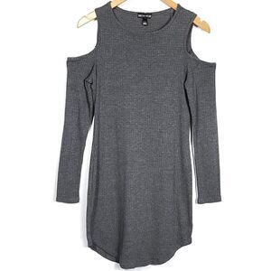 Kristin Nicole gray shift tuin dress size small